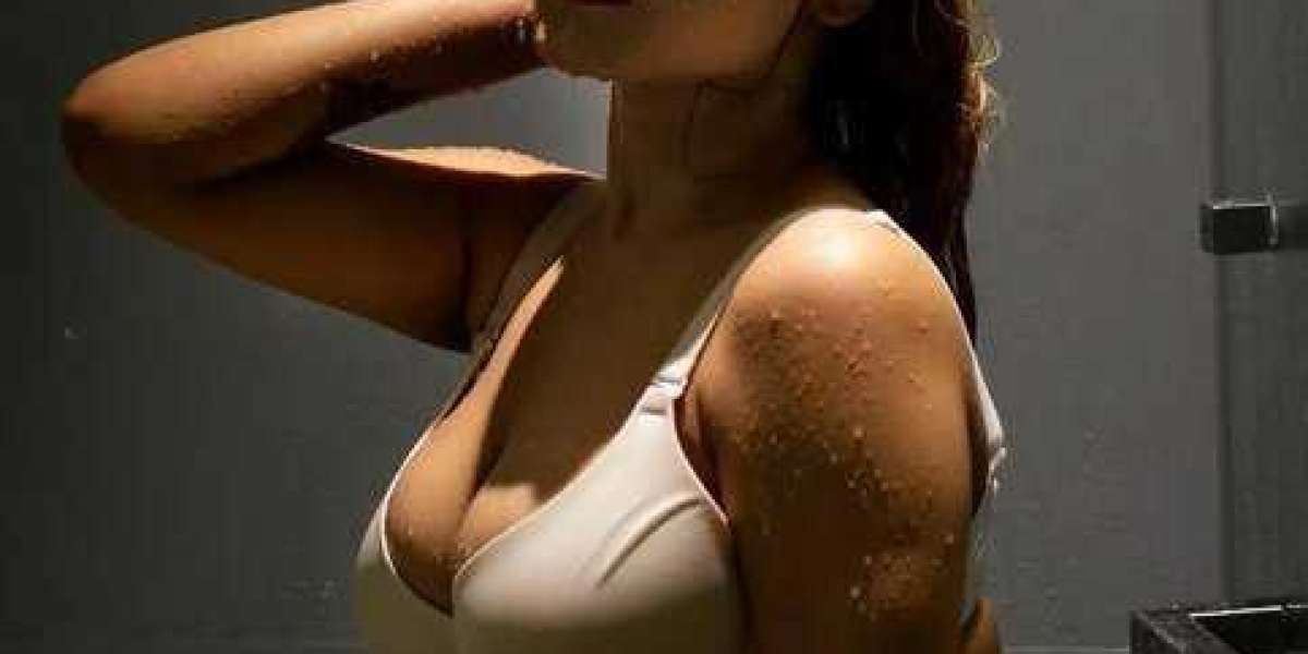 Call Girls In Green Park (DELHI) +91-9643077921 ☆ Door Step Top Quality Model Escorts ServiCes Women Seeking Men Indepen
