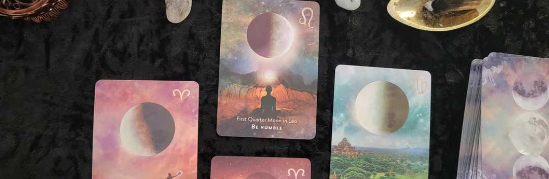 New Moon Reading Cover Image